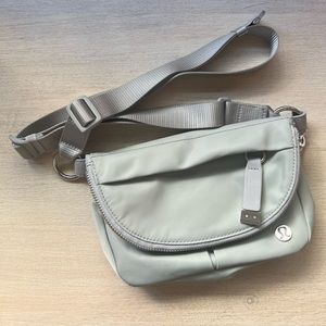 Lululemon All Night Festival Bag